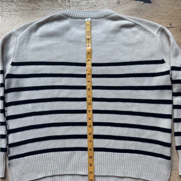 VINCE CASHMERE Boxy  Striped Women's Sweater Sz S Mint  cond price firm! - Picture 6 of 8